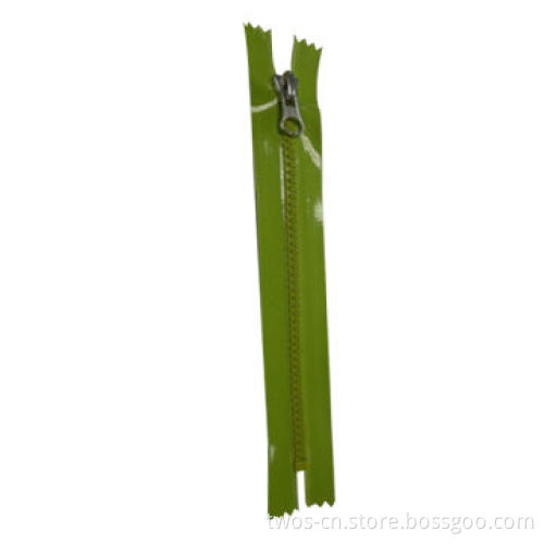 Nylon Zipper, Waterproof, with Smooth and Powerful Teeth, Available in Various Colors